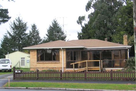 Photo of property in 32 Dermont Street, Bader, Hamilton, 3206