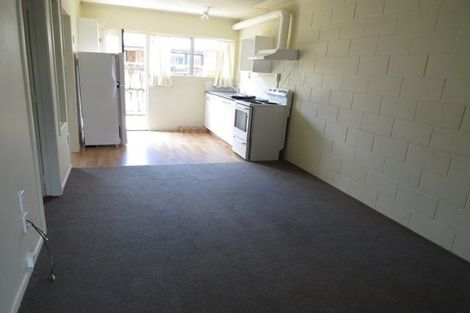 Photo of property in 4/3 Tralee Place, Hillcrest, Hamilton, 3216