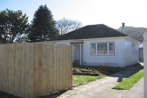 Photo of property in 32a Hyde Street, Wainuiomata, Lower Hutt, 5014