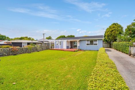 Photo of property in 23 Greenaway Road, Waikanae, 5036