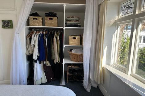 Photo of property in 7a Hawker Street, Mount Victoria, Wellington, 6011