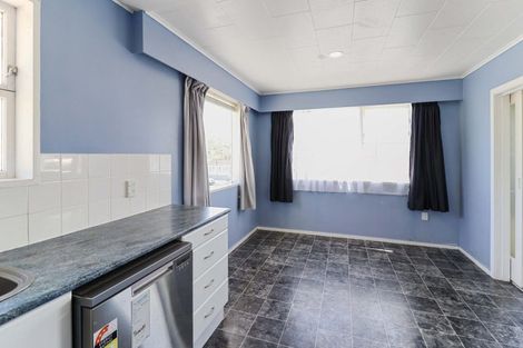 Photo of property in 124 Major Drive, Kelson, Lower Hutt, 5010