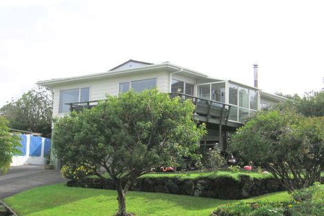 Photo of property in 10 Amorino Drive, Red Beach, 0932