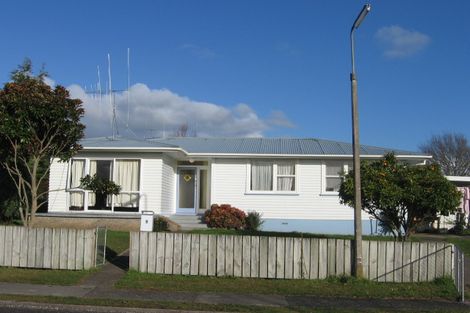 Photo of property in 1 Pamela Place, Deanwell, Hamilton, 3206