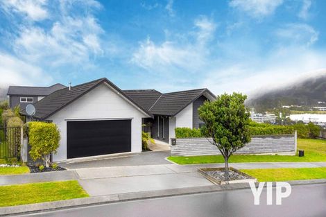 Photo of property in 152 John Burke Drive, Aotea, Porirua, 5024