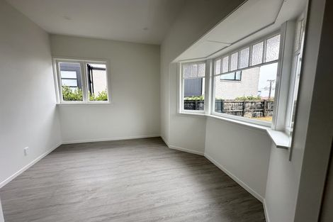 Photo of property in 1/107 Waimumu Road, Massey, Auckland, 0614
