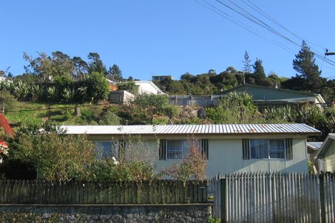 Photo of property in 122 George Street, Stokes Valley, Lower Hutt, 5019