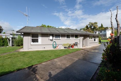 Photo of property in 14 Caernarvon Street, Dinsdale, Hamilton, 3204