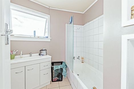 Photo of property in 320 Ilam Road, Burnside, Christchurch, 8053