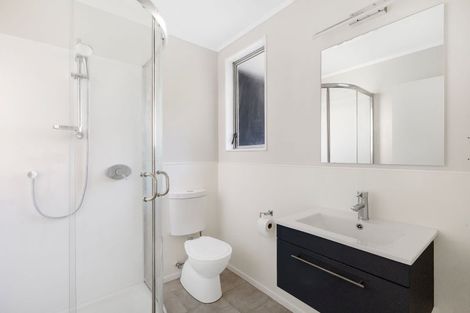 Photo of property in 9 Ambury Place, Merrilands, New Plymouth, 4312