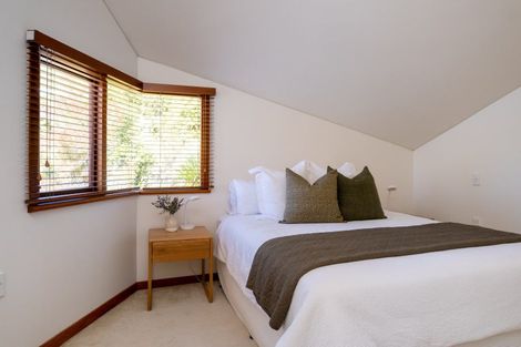 Photo of property in 378 Durham Drive, Havelock North, 4130