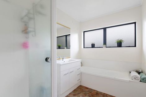 Photo of property in 82b Kawaha Point Road, Kawaha Point, Rotorua, 3010