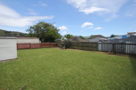 Photo of property in 90 Wilkie Crescent, Naenae, Lower Hutt, 5011