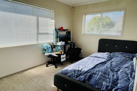 Photo of property in 11a Rapallo Place, Farm Cove, Auckland, 2012