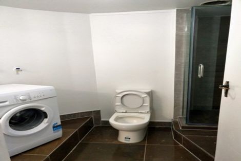 Photo of property in 163 Bleakhouse Road, Mellons Bay, Auckland, 2014