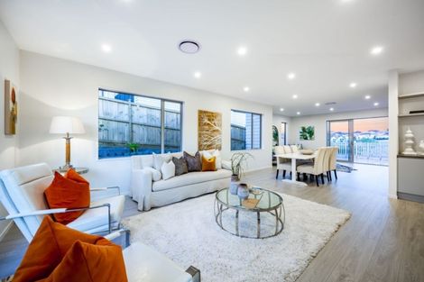 Photo of property in 155 Godfrey Drive, Orewa, 0931