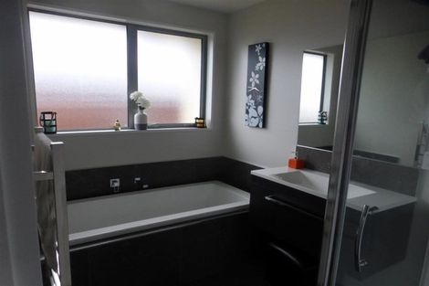 Photo of property in 20 Luxembourg Crescent, Halswell, Christchurch, 8025