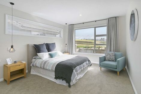 Photo of property in 1 Makete Crescent, Hobsonville, Auckland, 0618