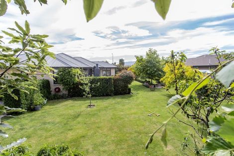 Photo of property in 75 Willowside Place, Amberley, 7410