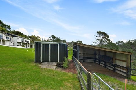 Photo of property in 23 Crows Road, Swanson, Auckland, 0614