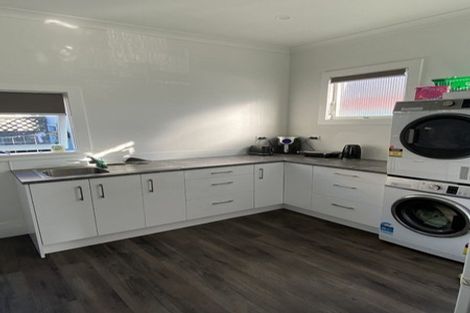 Photo of property in 39 Howe Street, North Dunedin, Dunedin, 9016