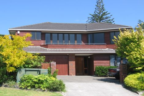 Photo of property in 6 Bournemouth Terrace, Murrays Bay, Auckland, 0630