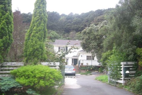 Photo of property in 23 Walter Road, Lowry Bay, Lower Hutt, 5013