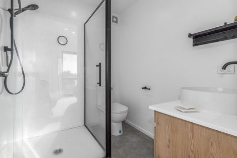 Photo of property in 86 Kotare Street, Waikanae, 5036