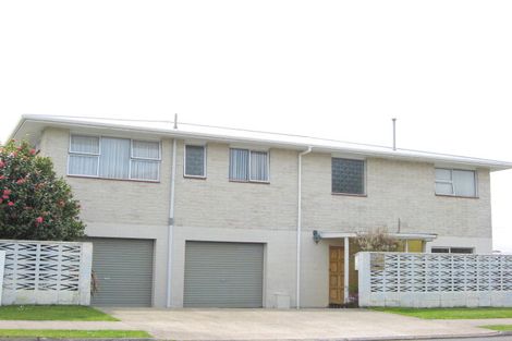 Photo of property in 6 Brookes Street, Inglewood, 4330