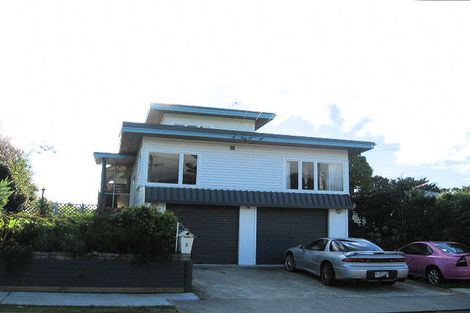 Photo of property in 3 Wairere Grove, Paraparaumu, 5032