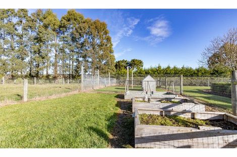 Photo of property in 175 Kennedys Hill Road, Cust, Rangiora, 7471