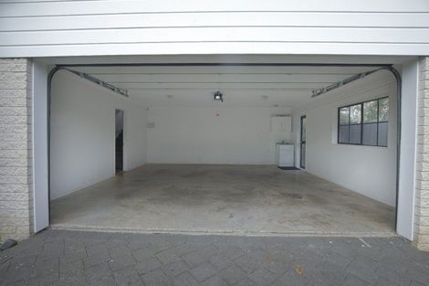 Photo of property in 8 Highgate Place, Somerville, Auckland, 2014