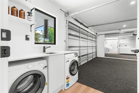 Photo of property in 71b Wairakei Road, Bryndwr, Christchurch, 8052