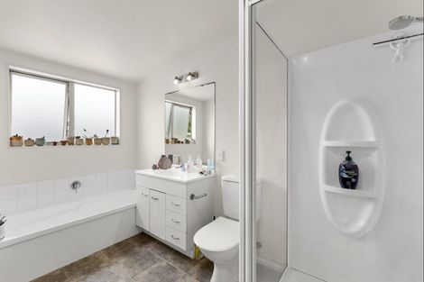 Photo of property in 42d Miro Street, Mount Maunganui, 3116