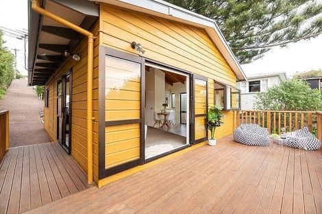 Photo of property in 2/179 Blockhouse Bay Road, Avondale, Auckland, 0600
