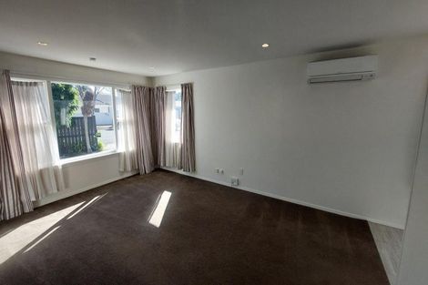 Photo of property in 75 Inwoods Road, Parklands, Christchurch, 8083