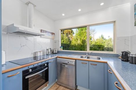 Photo of property in 2/15 Ellenbury Place, Stanmore Bay, Whangaparaoa, 0932