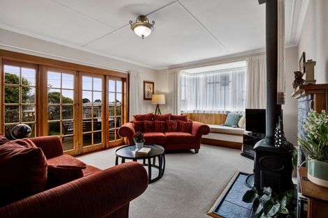 Photo of property in 13 Chilman Street, Strandon, New Plymouth, 4312