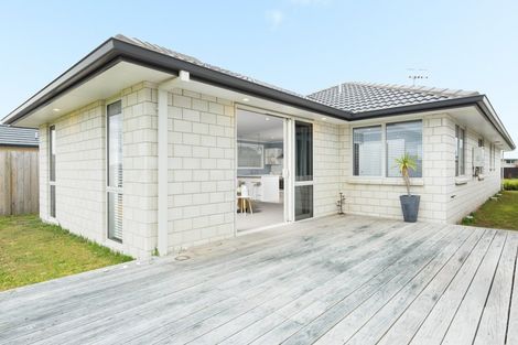 Photo of property in 40 Cupples Street, Papamoa Beach, Papamoa, 3118