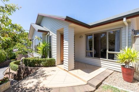 Photo of property in 22 Waipuna Place, Rototuna, Hamilton, 3210