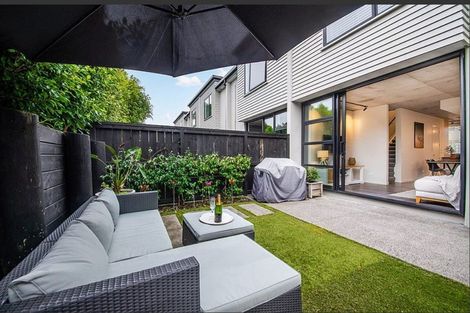 Photo of property in 11/4161 Great North Road, Glen Eden, Auckland, 0602