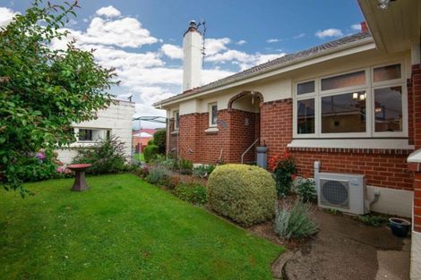 Photo of property in 16 Argyle Street, Mosgiel, 9024