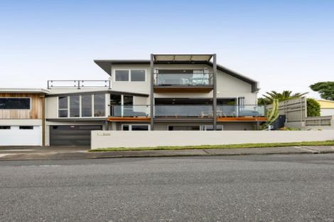 Photo of property in 36 Octavius Place, New Plymouth, 4312