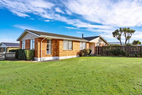 Photo of property in 2 Skye Street, Heidelberg, Invercargill, 9812