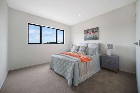 Photo of property in 46 Picturesque Drive, Flat Bush, Auckland, 2019