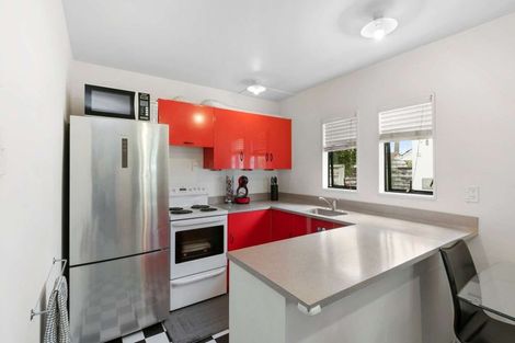 Photo of property in 3/74 Waiwhetu Road, Waiwhetu, Lower Hutt, 5010