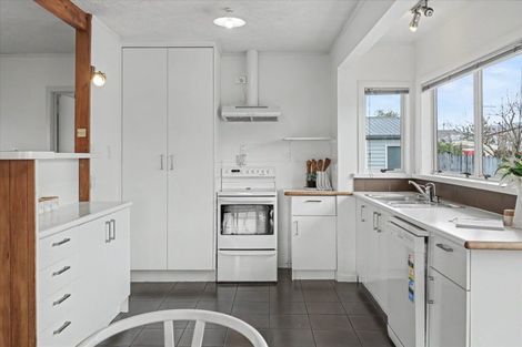 Photo of property in 15 Carlisle Street, Greerton, Tauranga, 3112