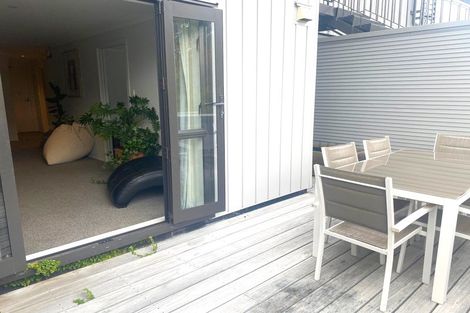 Photo of property in 18a/30 Westward Ho, Glen Eden, Auckland, 0602