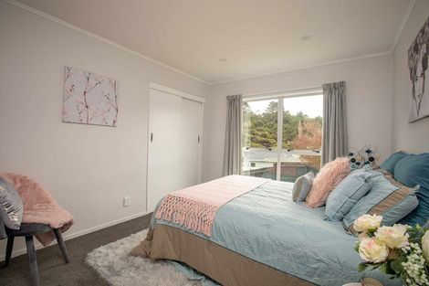 Photo of property in 9b Carvel Lane, Whitby, Porirua, 5024