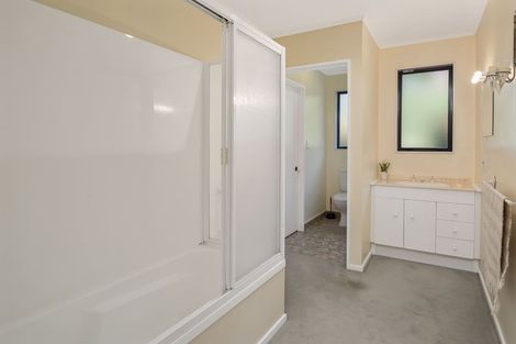 Photo of property in 97 Milton Terrace, Picton, 7220